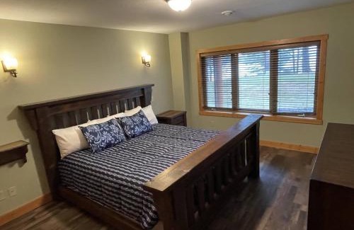 McGregor Casa | Sleep 12-big Sandy Lodge Resort-lakefront-luxury