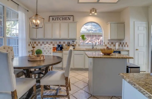 Lewisville Casa | Sleep 12! Foosball, PS4, Poker Table