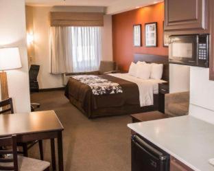 Concord Hotel | Sleep Inn & Suites at Concord Mills