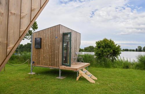 Suderstapel Casa | Sleep Space 2 - Green Tiny Spot Eider