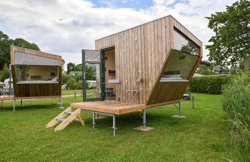 Suderstapel Casa | Sleep Space 2 - Green Tiny Spot Eider