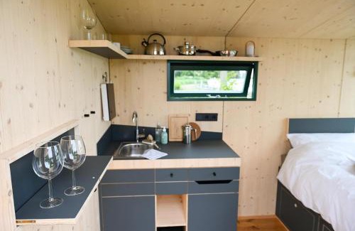 Suderstapel Casa | Sleep Space 2 - Green Tiny Spot Eider