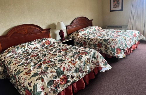 Cortez Hotel | Sleeping Ute Mountain Motel
