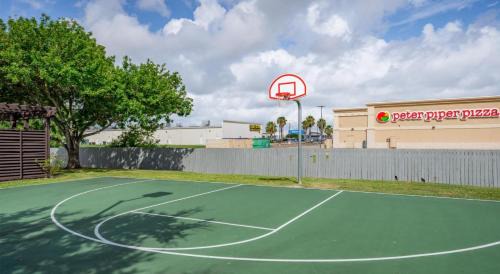 South Side Apartamento | Sleepover 1BD 1BA Corpus Christi Apartments