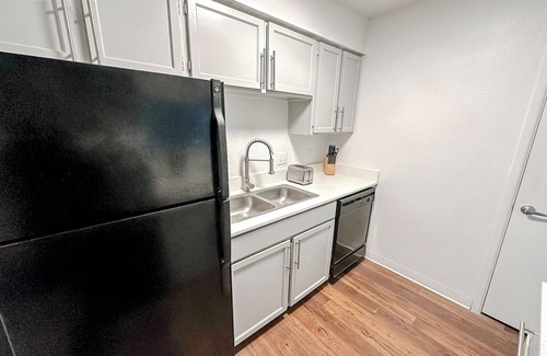 Windsor Park Apartamento | Sleepover : Homey 1BA/BA + Gym - Austin TX