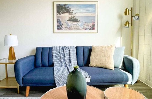 Corryville Apartamento | Sleepover: Lively 1BD/1BA + Gym - Downtown Cincinnati
