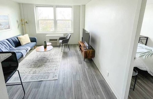 Corryville Apartamento | Sleepover: Lively 1BD/1BA + Gym - Downtown Cincinnati