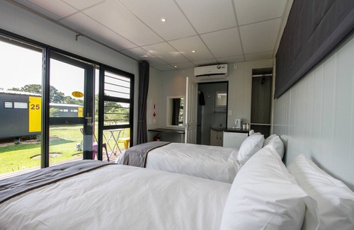 Hazyview Hotel | SleepOver Phabeni Gate