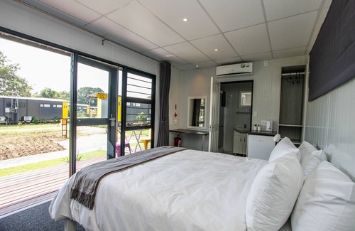 Hazyview Hotel | SleepOver Phabeni Gate