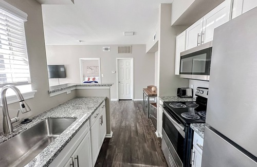 South Side Apartamento | Sleepover Splendid 1BD/1BA + Gym Corpus Christi