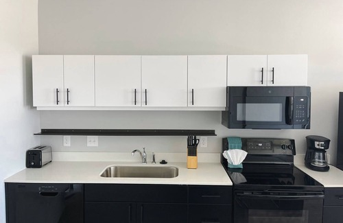 NoDo District Apartamento | Sleepover: Superior 1BD/1BA + Balcony- Downtown Omaha