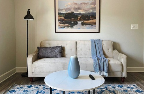 Ferndale Apartamento | Sleepover: Tranquil 1BD/1BA + Gym - Little Rock