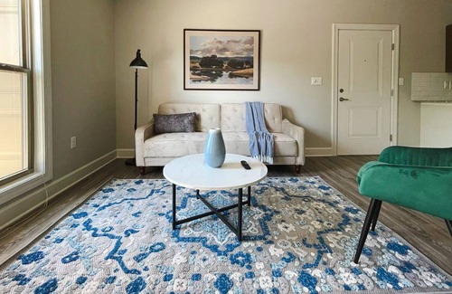 Ferndale Apartamento | Sleepover: Tranquil 1BD/1BA + Gym - Little Rock