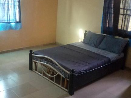 Abuja Cama Y Desayuno | SleepPrayEatGo