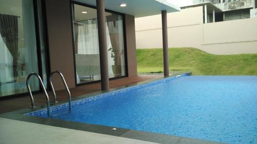 Batam Villa | SleepRest @ Nagoya Valley
