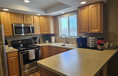 North Ogden Casa | Sleeps 10, 4 Bedroom 2 Bath