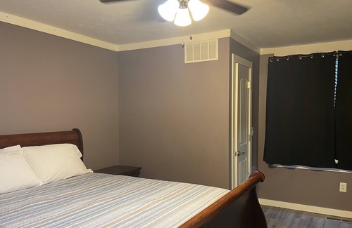 Dale Casa | Sleeps 11 - Minutes to Holiday World