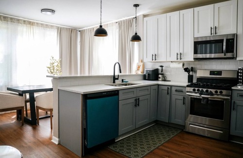 South Austin Casa | Sleeps 18 7BR, Gym, Game Room & Theater