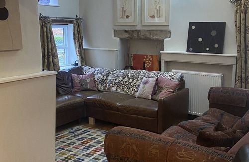 Peak District National Park Casa | Dormir Propiedad 20 Con 7 dormitorios en suite. Large Open Plan Lounge Area