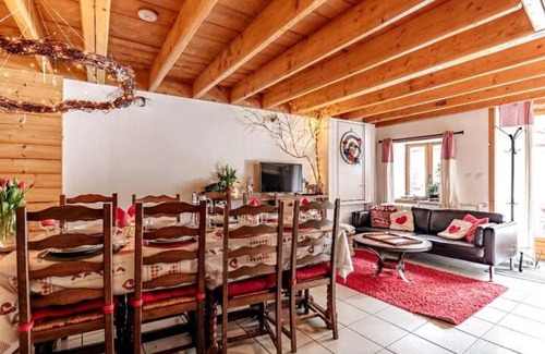 Les Sciauds Casa | Sleeps 35 across three gites with shared garden and pool in summer