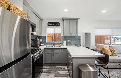Capistrano Beach Casa | Sleeps 4 by the beach. Horseshoe and fire pit in private yard.