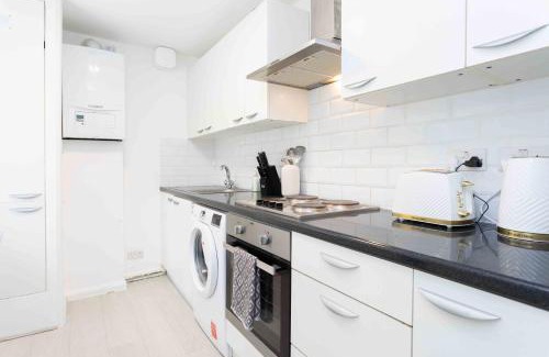Borehamwood Casa | Sleeps 4 Monthly Discount WIFI Free Parking