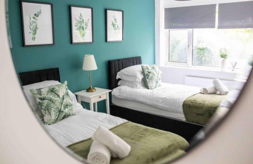 Borehamwood Casa | Sleeps 4 Monthly Discount WIFI Free Parking