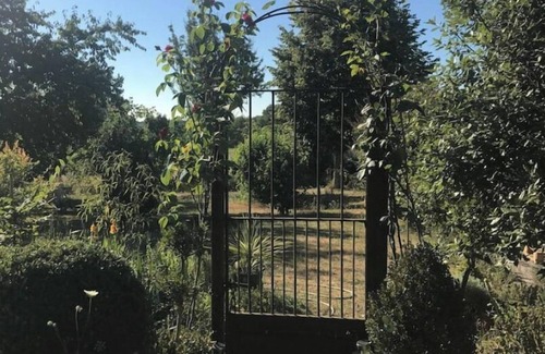 Saint-Amand-de-Coly Casa | Sleeps 4 to 7