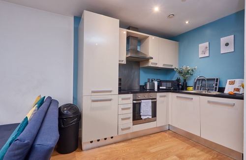 Leeds Apartamento | Sleeps 5: Family & Work Stays - Leeds City Centre - FREE Parking!