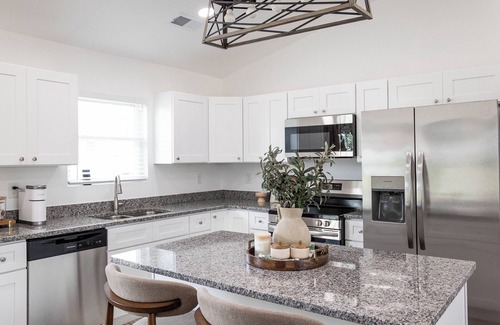 Cynthiana Casa | Sleeps 6, brand new, great location