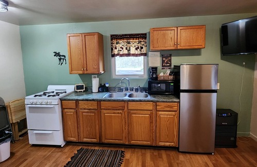 Bear Creek Cabaña | Sleeps 6-Private bath