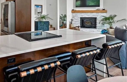 Sand Lake Casa | 575) Sleeps 8,Fire Pit,Walk to Lake
