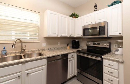 Saint Helena Island Casa | ** TARJETAS DE SERVICIOS DISPONIBLES ** Capacidad 8 - Ubicado en Davis Love