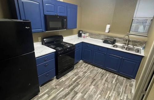 Alexandria Apartamento | Sleeps11/Centrally located/Riverfront/Hospital