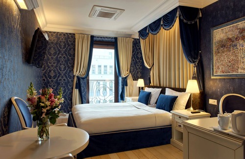 Stare Miasto Hotel | SleepWalker Boutique Suites