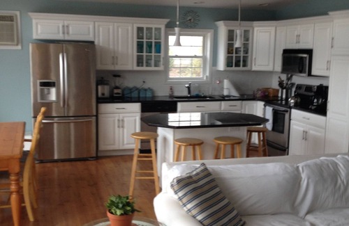 Athens Casa | Sleepy Hollow Lake - Upscale Lakefront Living on Prime part of Lake