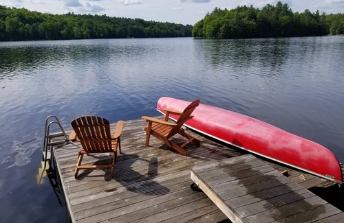 Minden Hills Cabaña | Sleepy Pines waterfront cottage