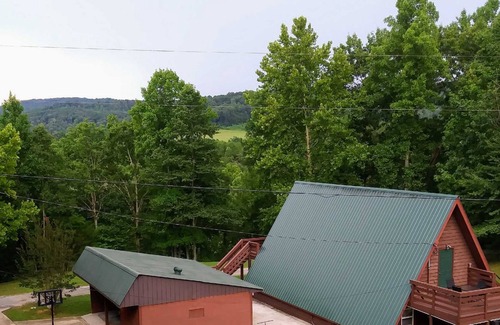Quebeck Casa | Slice of Heaven on the Caney Fork River