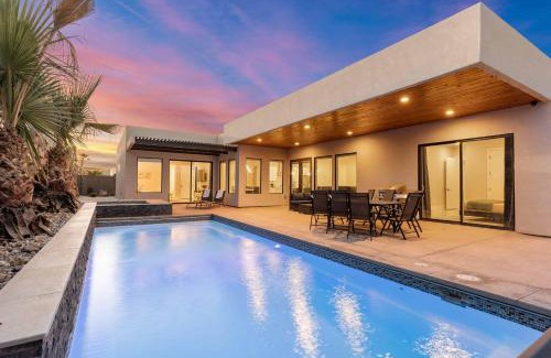 Hurricane Casa | Slice of Paradise home