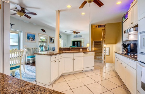 Eden Pines Casa | Slice of Paradise: Captivating Open Water Views, Deep Canal, Dockage, Heated Pool, and Pet-Friendly!