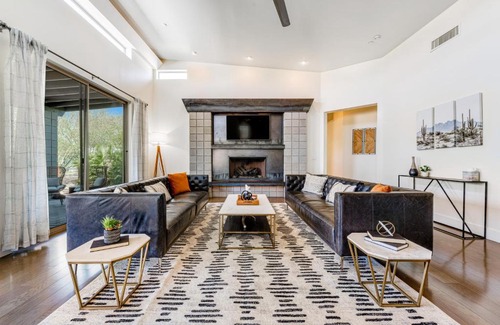 Camelback Park Estates Casa | Slice of Paradise