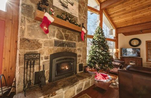 McHenry Casa | Slip Away Chalet