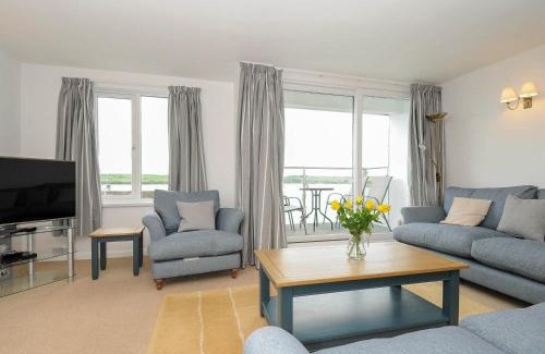 Rock Casa | Slipway 14