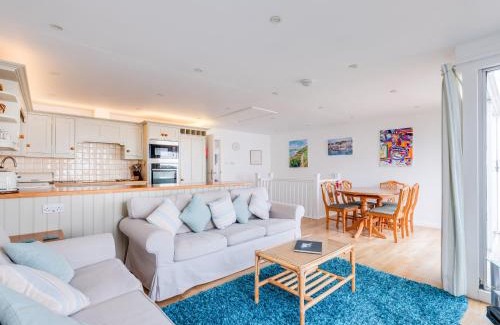 Rock Casa | Slipway 21