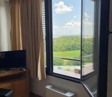 rayon Triaditsa Apartamento | SliverCity next to paradise mall