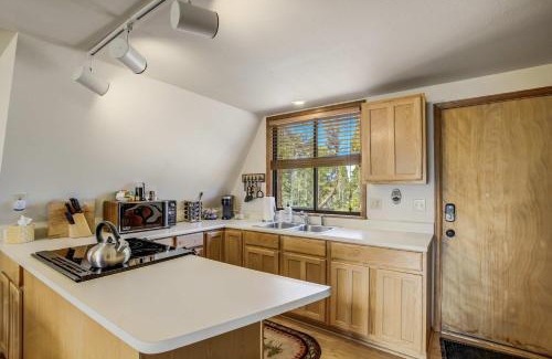 Divide Casa | Slope Summit Rustic A-Frame Cabin w Scenic Views