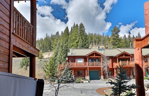 Old Town Casa | Slopeside 204 Kinney 3 Bedroom Townhouse by RedAwning
