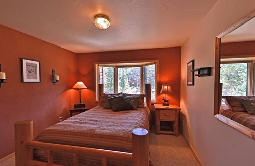 Old Town Casa | Slopeside 204 Kinney 3 Bedroom Townhouse by RedAwning