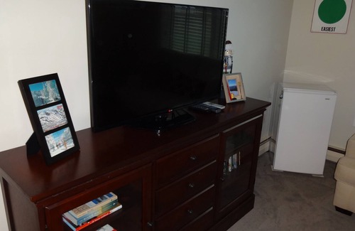 Londonderry Condominio | Slopeside 2BR 2BTH Condo at Magic Mountain