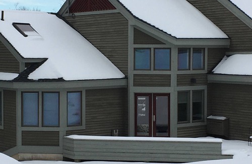 East Burke Casa | Slopeside Burke Mtn. Condominio de lujo con una vista